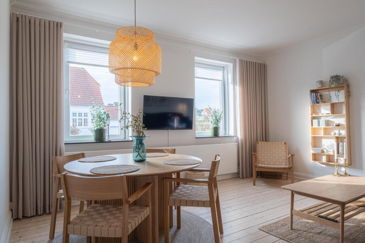 Newly Renovated 1-Bed Apartment In Aalbor Kültér fotó
